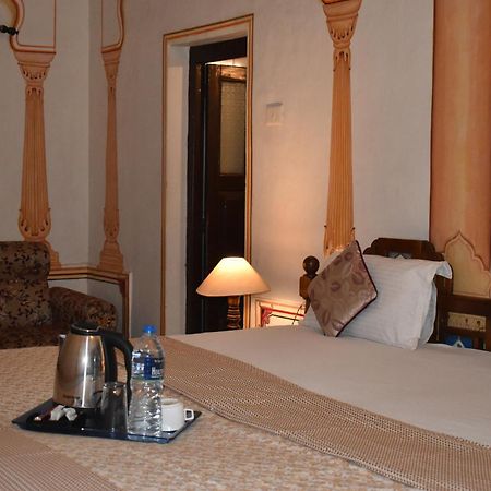 Hotel Nawal Sagar Palace - Būndi 部屋 写真